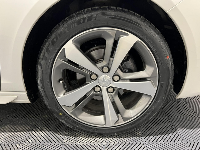 Photo 17 de l'offre de PEUGEOT 308  BlueHDi 130ch S&S BVM6 GT Line à 16490€ chez VL Auto