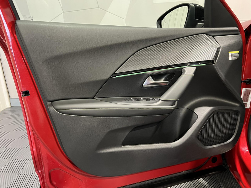 Photo 21 de l'offre de PEUGEOT 2008 BLUEHDI 130 S&S EAT8 GT PACK à 21990€ chez VL Auto