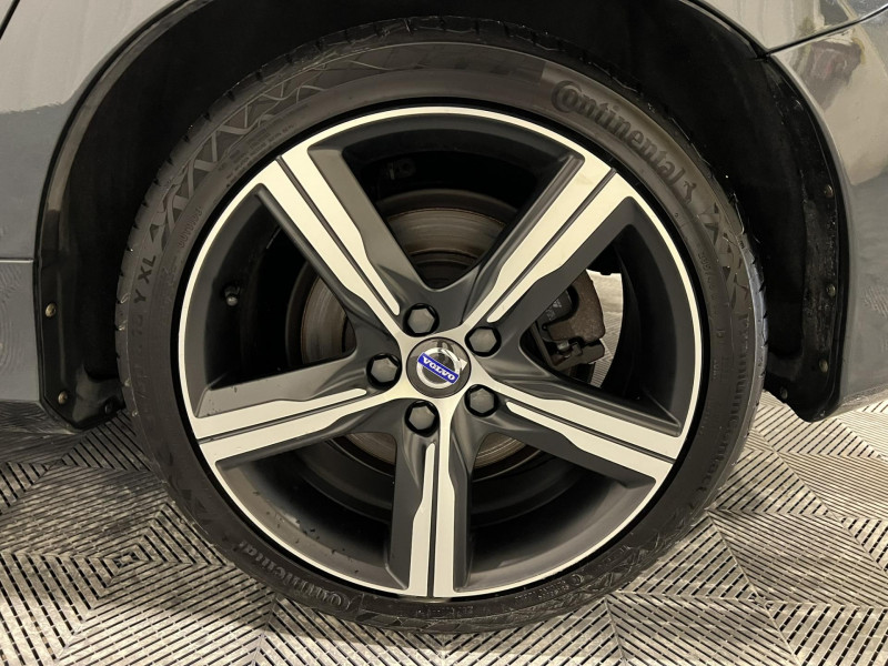 Photo 18 de l'offre de VOLVO V60  D2 120 ch Stop&Start Geartronic 6 R Design à 16490€ chez VL Auto