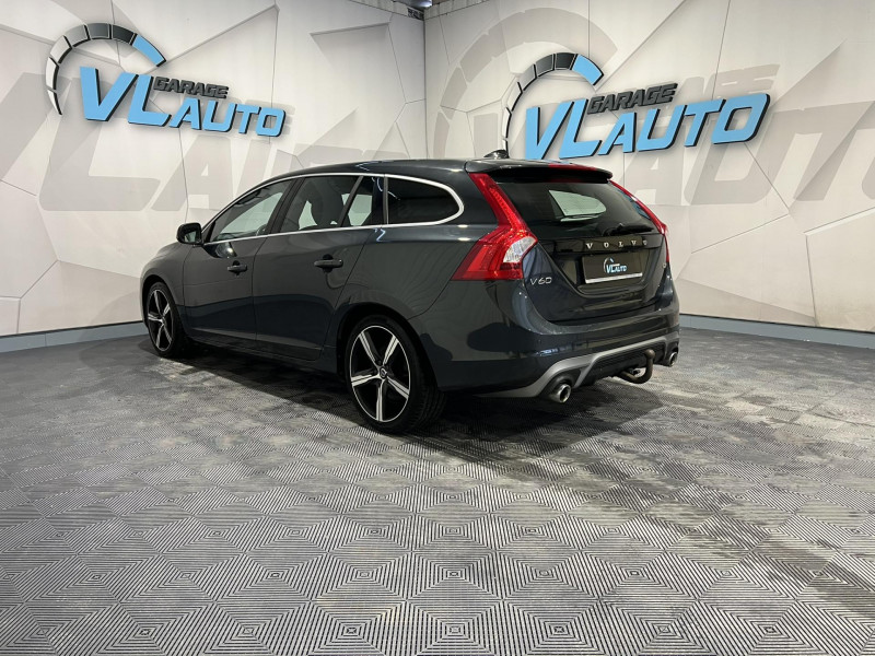 Photo 3 de l'offre de VOLVO V60  D2 120 ch Stop&Start Geartronic 6 R Design à 16490€ chez VL Auto