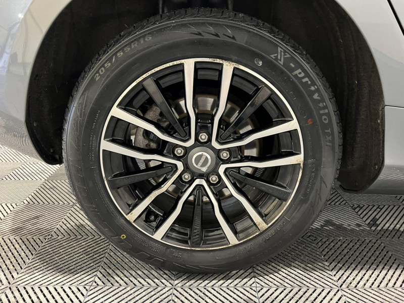 Photo 17 de l'offre de VOLVO V40 D2 AdBlue 120 ch Geartronic 6 Momentum à 16490€ chez VL Auto