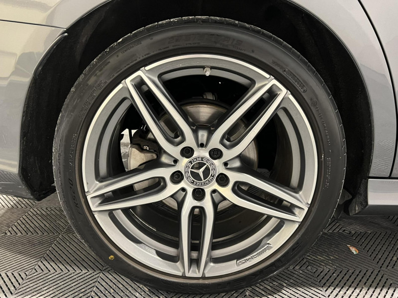 Photo 16 de l'offre de MERCEDES-BENZ CLASSE E  300 d 9G-Tronic AMG LINE à 26990€ chez VL Auto