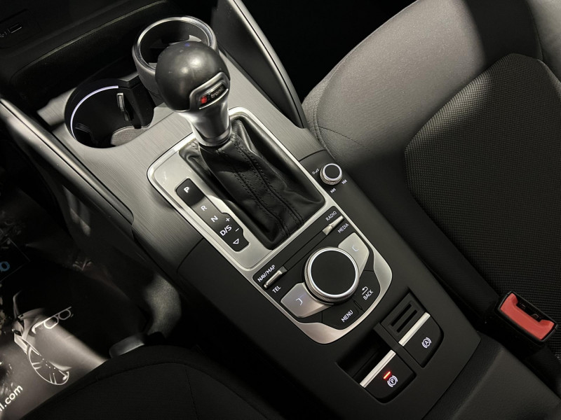 Photo 14 de l'offre de AUDI A3 SPORTBACK BUSINESS A3 Sportback 1.6 TDI 110 S tronic 7 Business line à 14990€ chez VL Auto