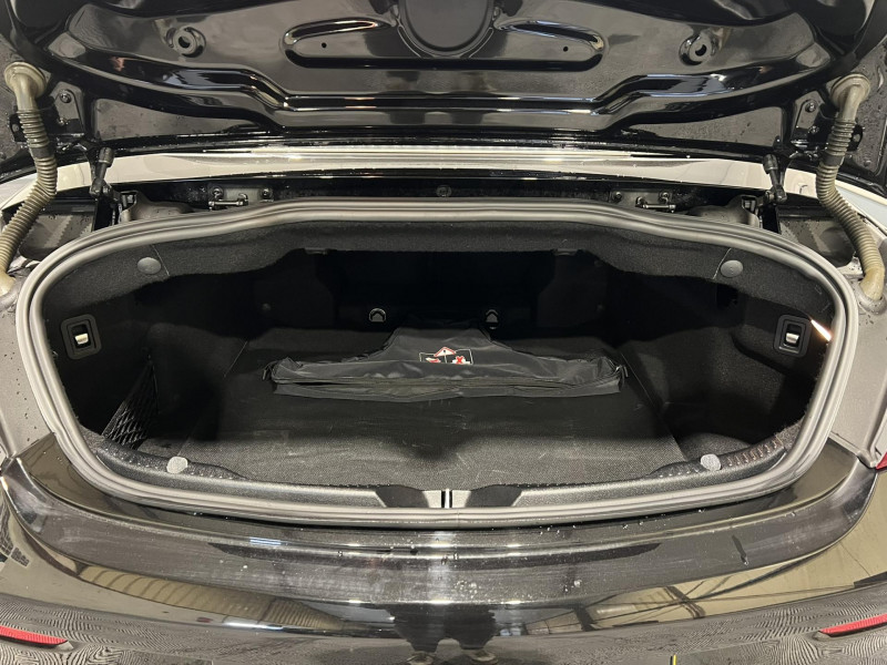 Photo 23 de l'offre de MERCEDES-BENZ CLASSE C CABRIOLET Cabriolet 400 9G-Tronic 4Matic Sportline à 35990€ chez VL Auto