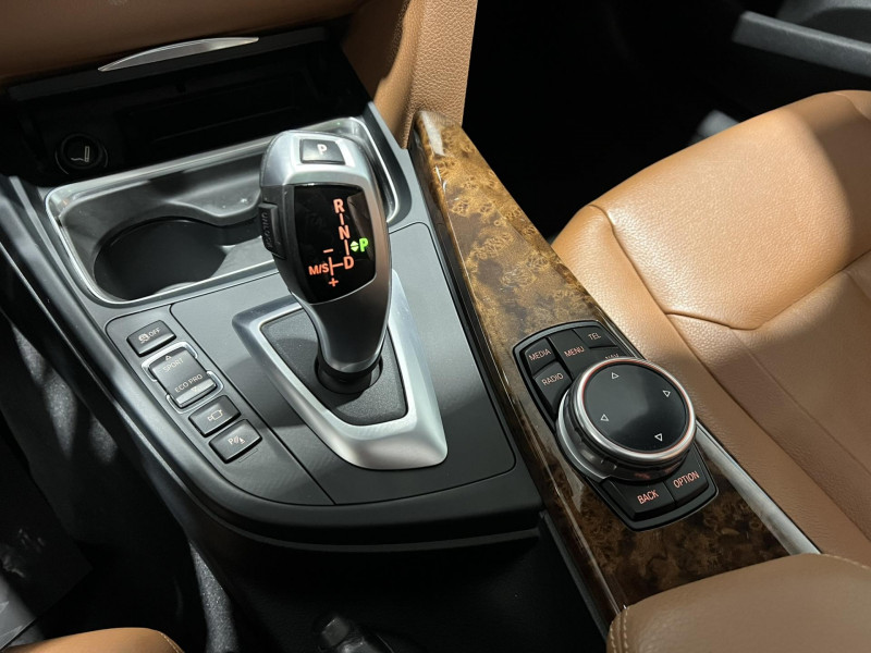 Photo 20 de l'offre de BMW SERIE 3 GRAN TURISMO 318d 143 ch F34 Luxury BVA à 14990€ chez VL Auto