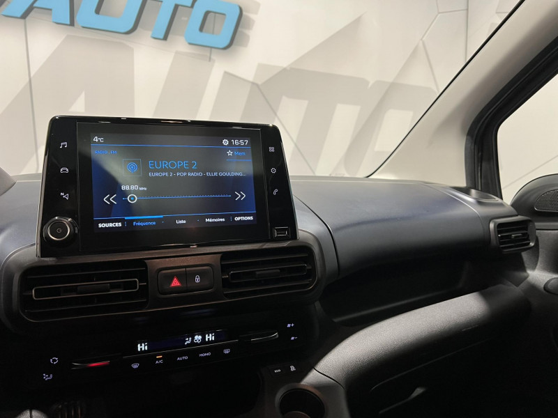 Photo 16 de l'offre de PEUGEOT RIFTER Standard BlueHDi 130 S&S EAT8 Allure à 18490€ chez VL Auto