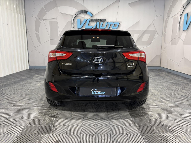 Photo 4 de l'offre de HYUNDAI i30  1.6 CRDi 110 BV DCT-7 Blue Drive Executive à 9490€ chez VL Auto