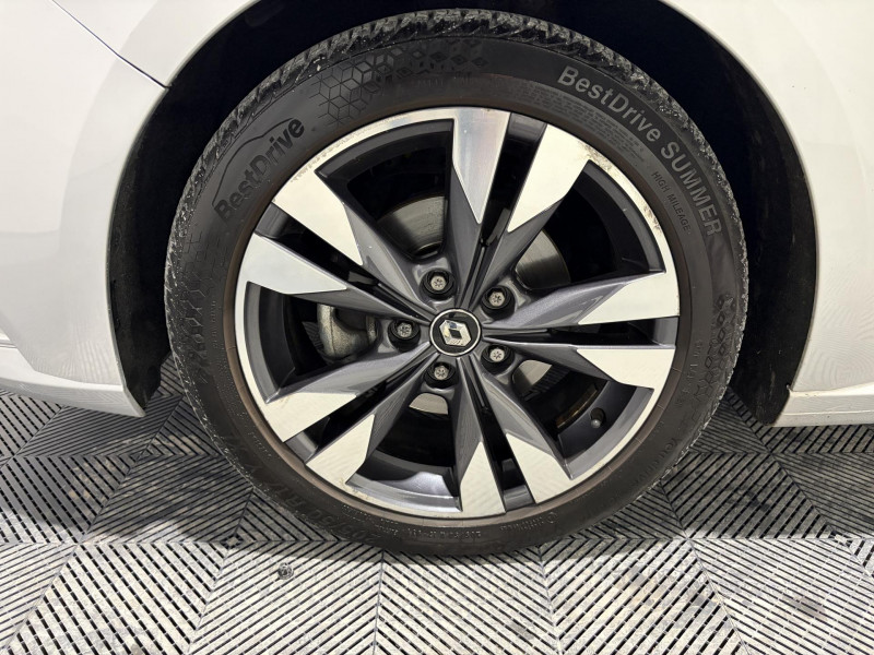 Photo 19 de l'offre de RENAULT MEGANE Blue dCi 115 EDC Intens à 15990€ chez VL Auto