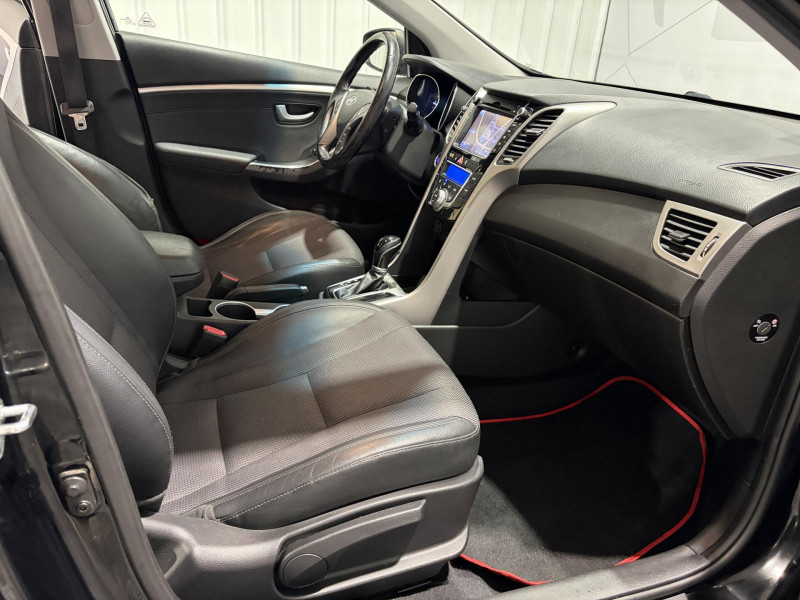 Photo 13 de l'offre de HYUNDAI i30  1.6 CRDi 110 BV DCT-7 Blue Drive Executive à 9490€ chez VL Auto