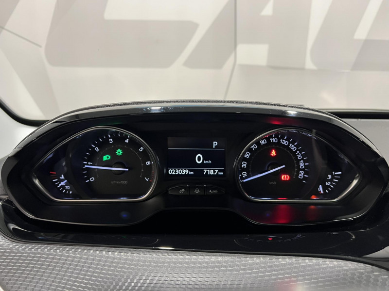 Photo 11 de l'offre de PEUGEOT 2008  1.6 VTi 120ch BVA4 Allure A à 12490€ chez VL Auto
