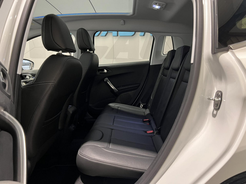 Photo 9 de l'offre de PEUGEOT 2008  1.6 VTi 120ch BVA4 Allure A à 12490€ chez VL Auto