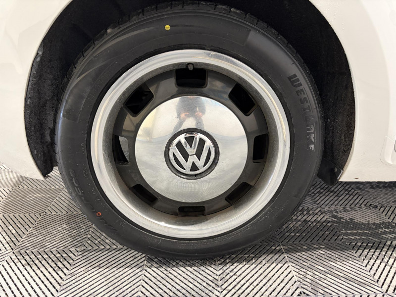 Photo 15 de l'offre de VOLKSWAGEN COCCINELLE CABRIOLET 1.2 TSI 105 BMT Vintage à 15490€ chez VL Auto