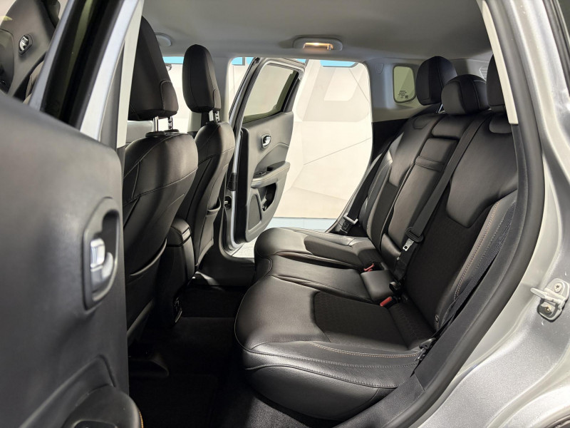 Photo 9 de l'offre de JEEP COMPASS 1.4 I MultiAir II 140 ch BVM6 Longitude Business à 13490€ chez VL Auto