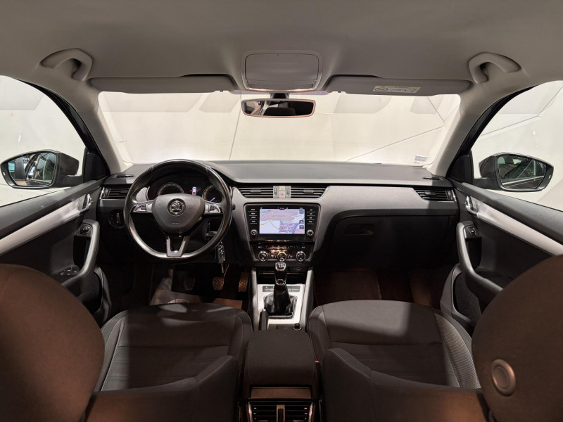 Photo 7 de l'offre de SKODA Octavia combi 1.6 TDI 116 ch CR FAP Business à 12490€ chez VL Auto