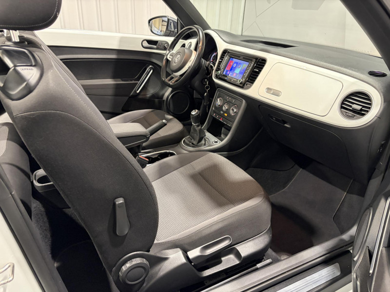 Photo 12 de l'offre de VOLKSWAGEN COCCINELLE CABRIOLET 1.2 TSI 105 BMT Vintage à 15490€ chez VL Auto
