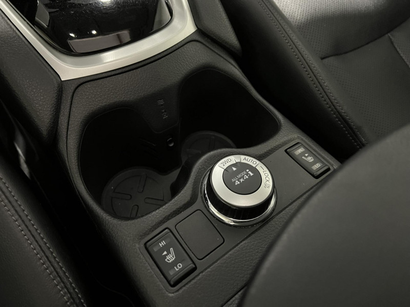 Photo 21 de l'offre de NISSAN X-TRAIL  2.0 dCi 177 5pl Xtronic Tekna à 17490€ chez VL Auto