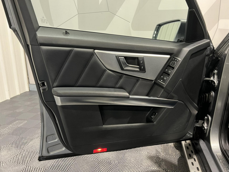 Photo 22 de l'offre de MERCEDES-BENZ GLK 220 CDI BlueEFFICIENCY Sport 4Matic BVA à 21990€ chez VL Auto