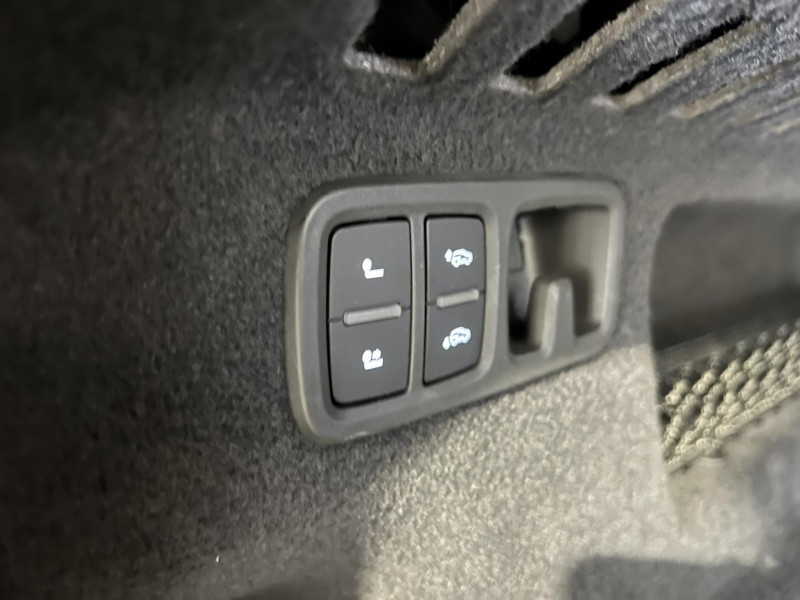 Photo 22 de l'offre de AUDI RS Q8  Tiptronic 8 Quattro Freins Céramique à 94990€ chez VL Auto