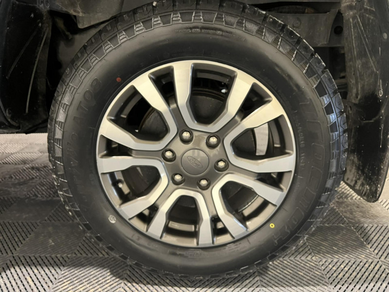 Photo 20 de l'offre de FORD RANGER DOUBLE CABINE 3.2 TDCi 200 4X4 BVA6 WILDTRAK à 31990€ chez VL Auto