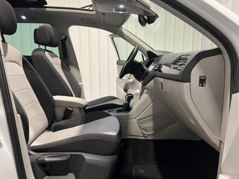 Photo 12 de l'offre de VOLKSWAGEN TIGUAN 2.0 TDI 150ch DSG7 Elegance à 23990€ chez VL Auto