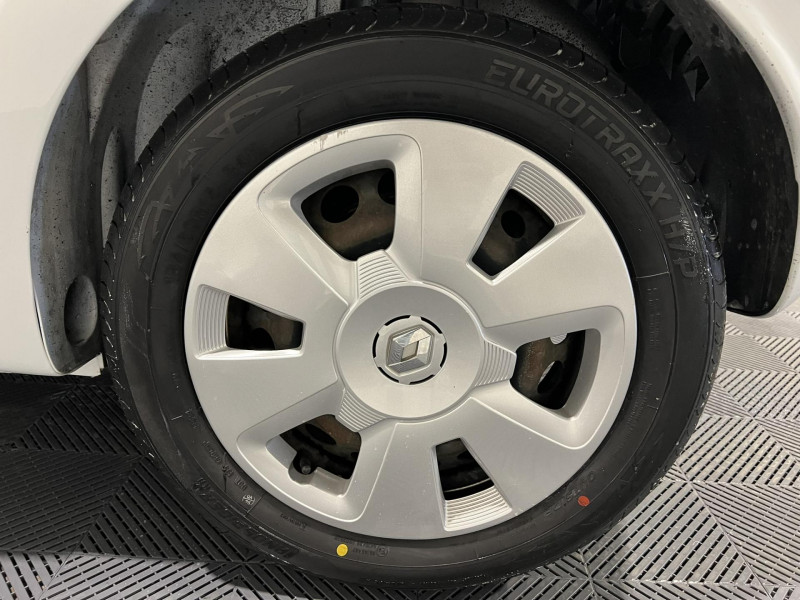 Photo 17 de l'offre de RENAULT TWINGO 1.0 SCe 70 eco2 Life à 5990€ chez VL Auto