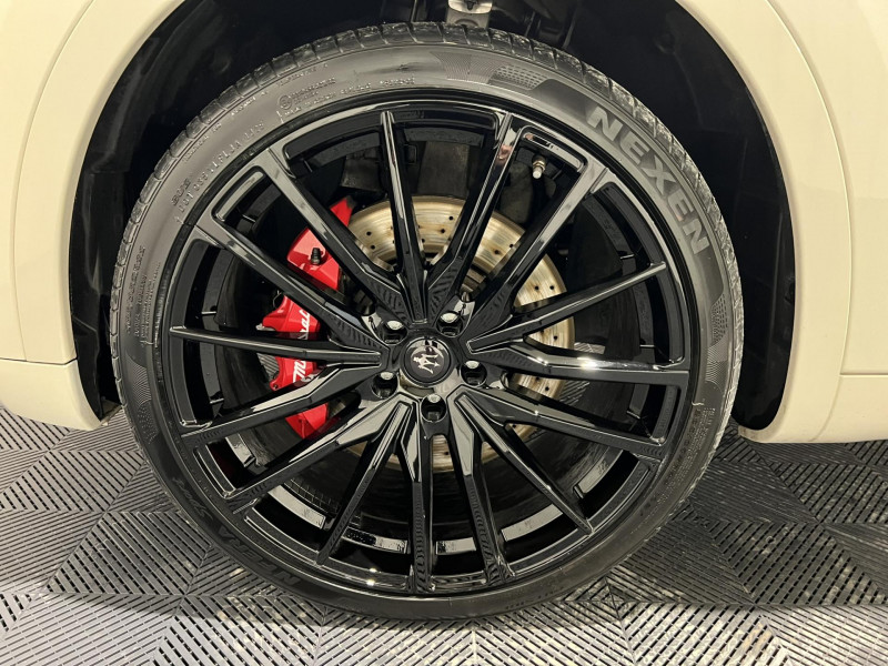 Photo 20 de l'offre de MASERATI LEVANTE 3.0 V6 Bi-Turbo 430 S Q4 à 44990€ chez VL Auto