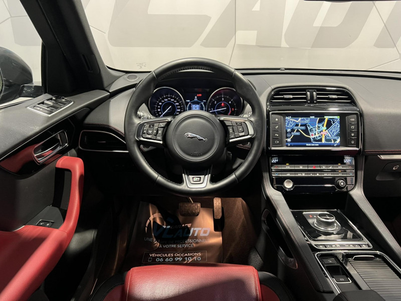 Photo 24 de l'offre de JAGUAR F-PACE 2.0 D - 240 ch AWD BVA8 R-Sport à 20990€ chez VL Auto