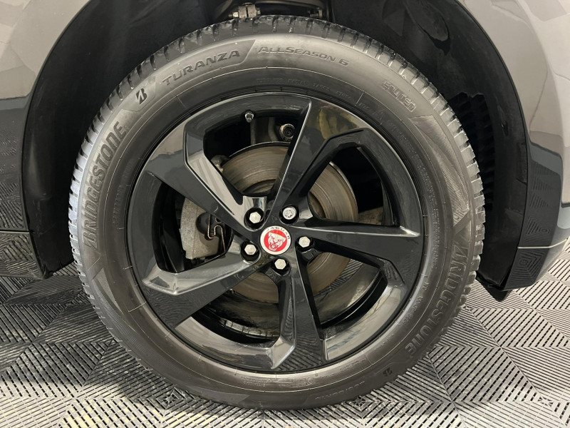 Photo 17 de l'offre de JAGUAR F-PACE 2.0 D - 240 ch AWD BVA8 R-Sport à 20990€ chez VL Auto