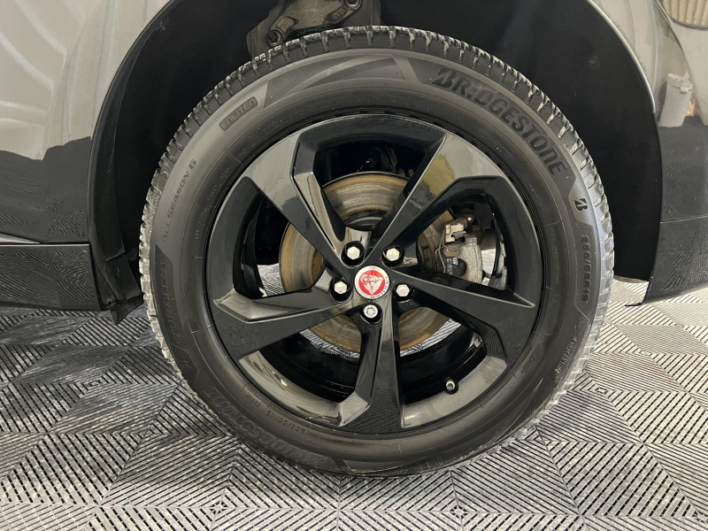 Photo 19 de l'offre de JAGUAR F-PACE 2.0 D - 240 ch AWD BVA8 R-Sport à 20990€ chez VL Auto