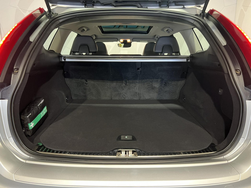 Photo 10 de l'offre de VOLVO XC60  D3 150 ch Ocean Race Edition Geartronic A à 20490€ chez VL Auto