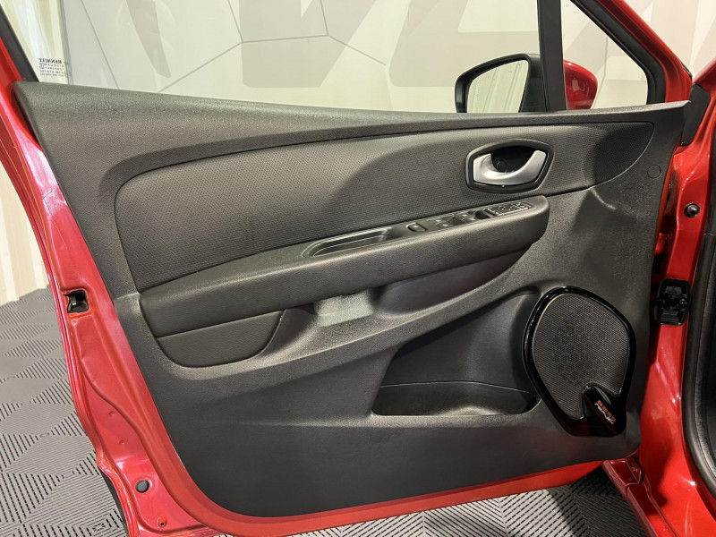 Photo 20 de l'offre de RENAULT CLIO  TCe 90 Energy Intens à 10990€ chez VL Auto