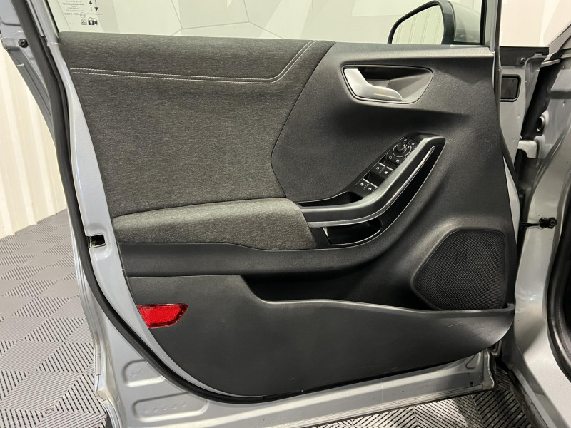 Photo 21 de l'offre de FORD PUMA 1.0 EcoBoost 125 ch mHEV S&S BVM6 Titanium Business à 14490€ chez VL Auto