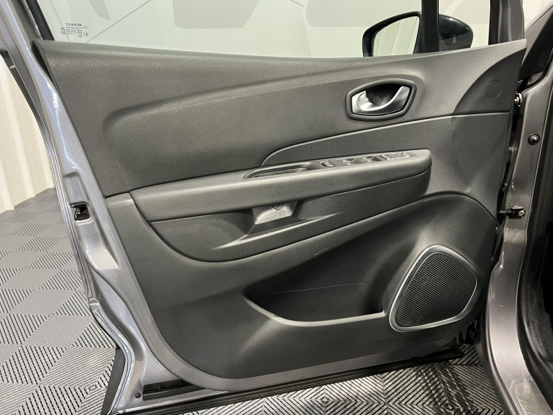 Photo 20 de l'offre de RENAULT CAPTUR TCe 90 Energy Zen à 10990€ chez VL Auto