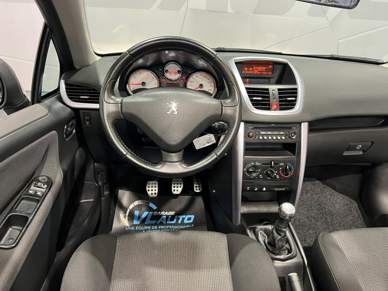 Photo 25 de l'offre de PEUGEOT 207 CC  1.6 VTi 16V 120ch Sport à 8490€ chez VL Auto