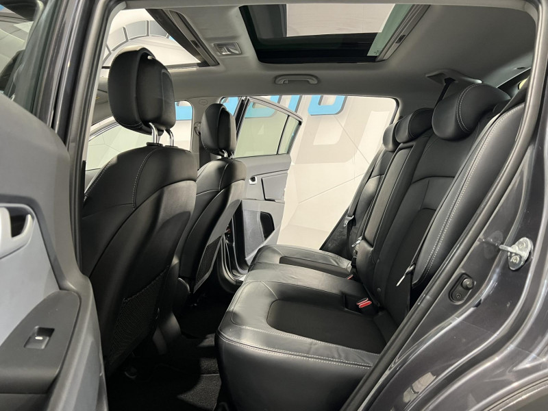 Photo 9 de l'offre de KIA SPORTAGE 1.7 CRDi 115 ISG 4x2 Active à 8990€ chez VL Auto