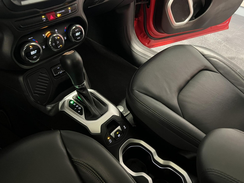Photo 15 de l'offre de JEEP RENEGADE 1.4 I MultiAir S&S 136 ch BVR6 Limited à 12490€ chez VL Auto