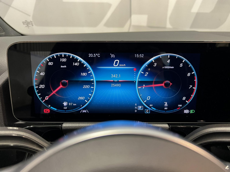 Photo 11 de l'offre de MERCEDES-BENZ GLA  200 7G-DCT AMG Line  à 31990€ chez VL Auto