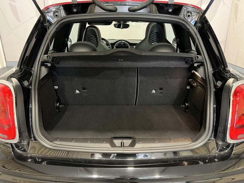 Photo 10 de l'offre de MINI MINI 231 ch John Cooper Works BVA6 Finition JCW Exclusive Design à 24490€ chez VL Auto