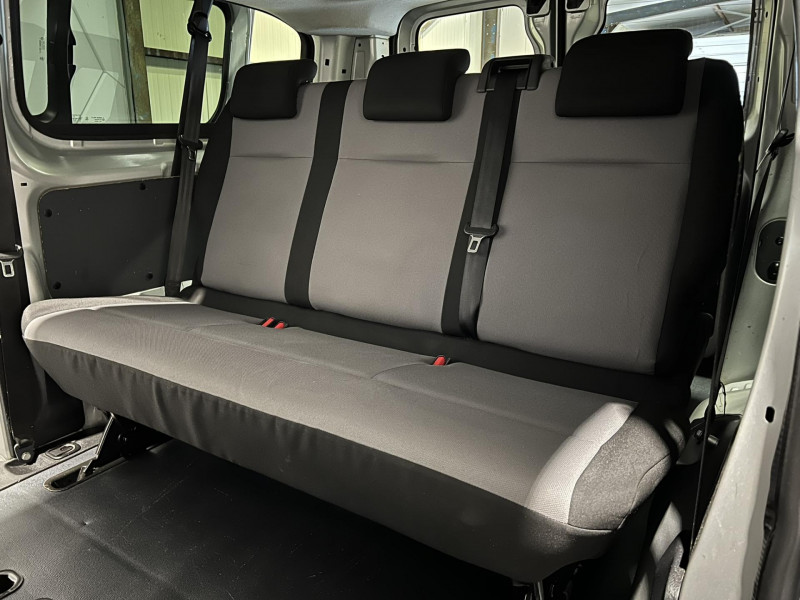 Photo 16 de l'offre de TOYOTA PROACE Long 115 D-4D BVM6 Dynamic 9 Places à 15990€ chez VL Auto