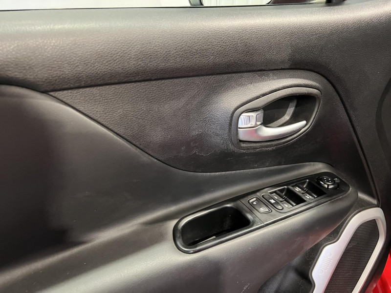 Photo 22 de l'offre de JEEP RENEGADE 1.4 I MultiAir S&S 136 ch BVR6 Limited à 12490€ chez VL Auto