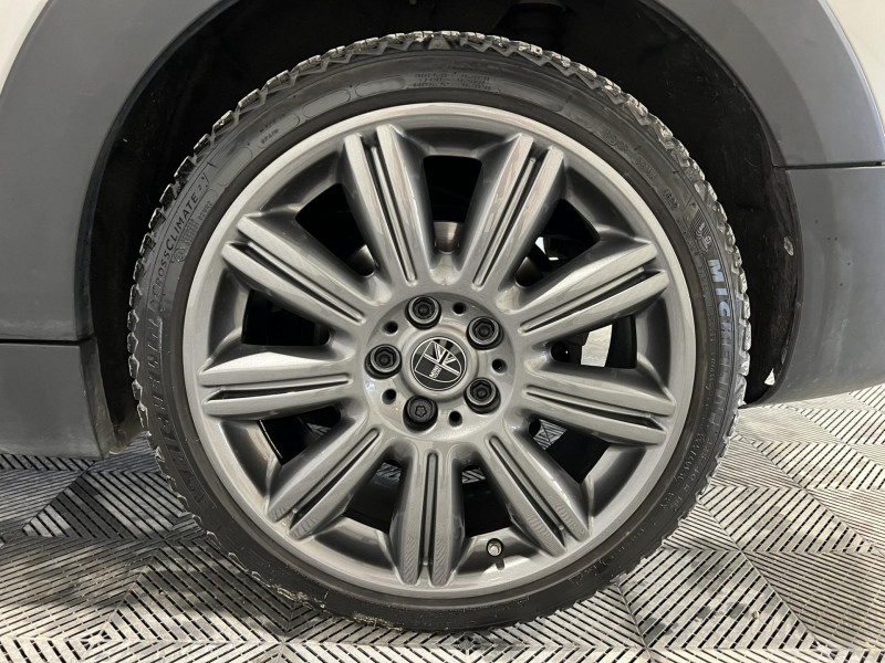 Photo 19 de l'offre de MINI CLUBMAN Cooper 136 ch BVA6 Edition Kensington à 14990€ chez VL Auto