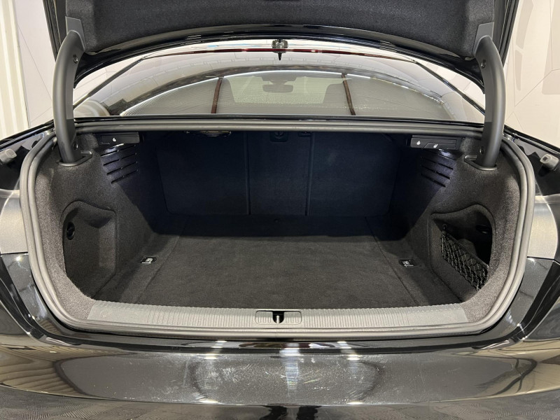 Photo 10 de l'offre de AUDI RS5 COUPE  Coupé V6 2.9 TFSi 450 Tiptronic 8 Quattro à 44990€ chez VL Auto