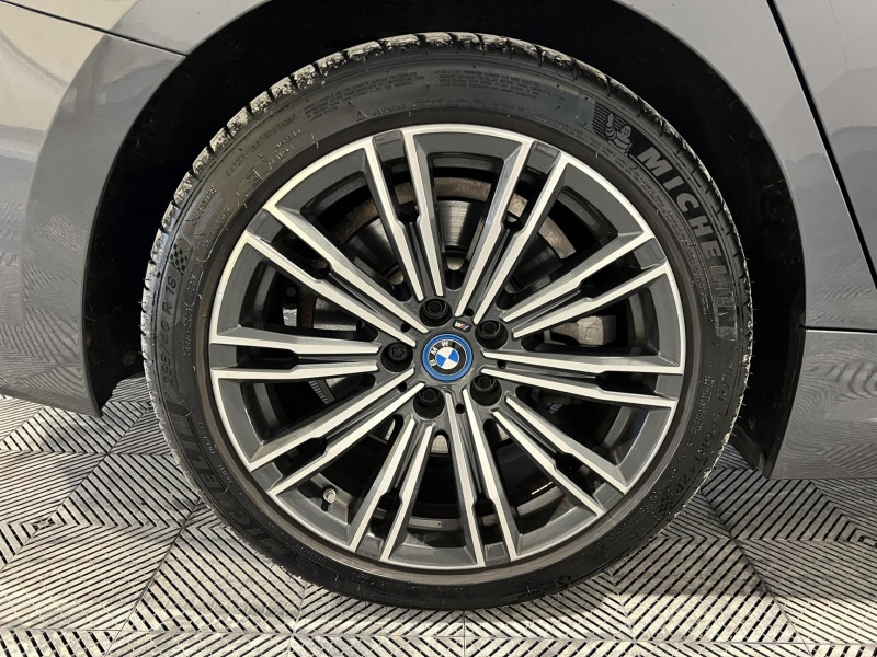 Photo 18 de l'offre de BMW serie 3 touring 330e xDrive 292 ch BVA8 G21 M Sport à 29990€ chez VL Auto