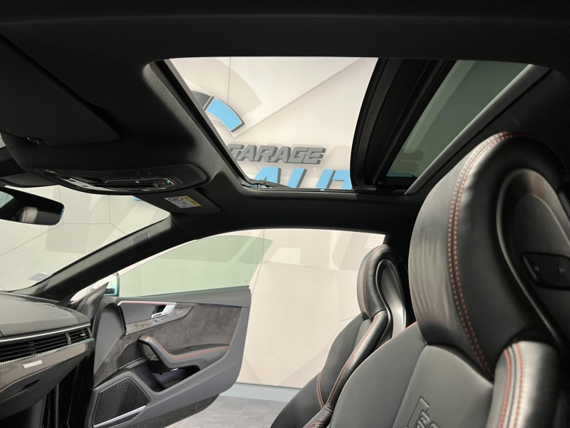 Photo 16 de l'offre de AUDI RS5 COUPE  Coupé V6 2.9 TFSi 450 Tiptronic 8 Quattro à 44990€ chez VL Auto