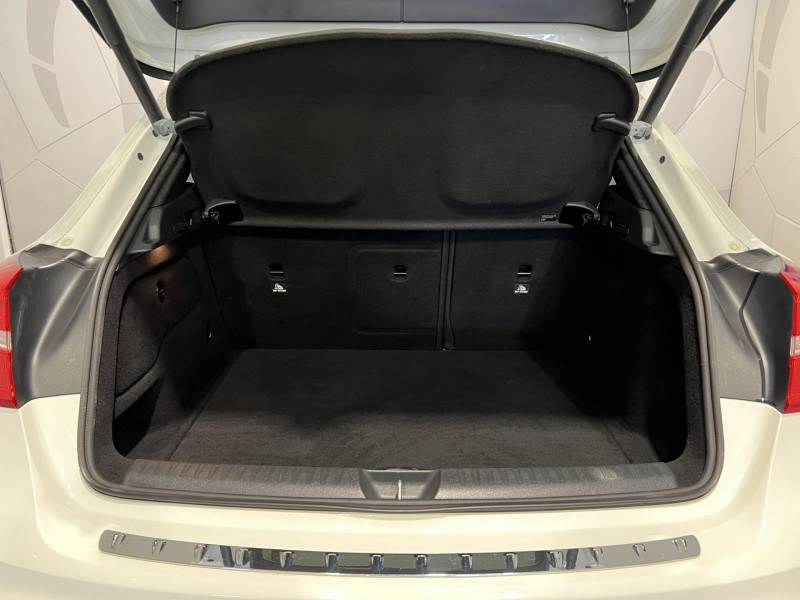 Photo 10 de l'offre de MERCEDES-BENZ GLA 220 CDI 4-Matic Fascination 7-G DCT A à 18990€ chez VL Auto