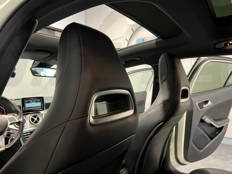 Photo 16 de l'offre de MERCEDES-BENZ GLA 220 CDI 4-Matic Fascination 7-G DCT A à 18990€ chez VL Auto