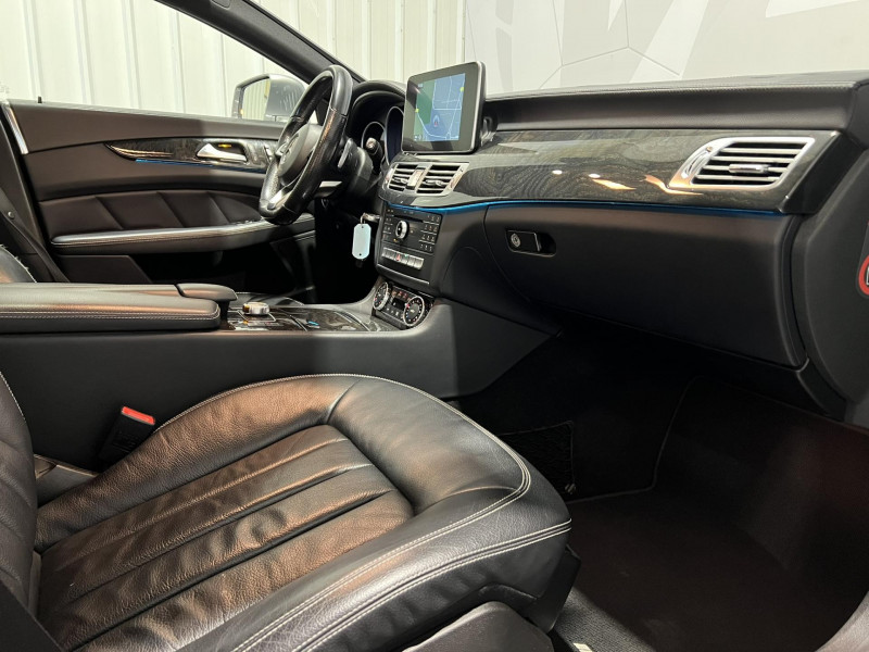 Photo 8 de l'offre de MERCEDES-BENZ CLASSE CLS SHOOTING BRAKE 220 BlueTEC Sportline A à 25990€ chez VL Auto