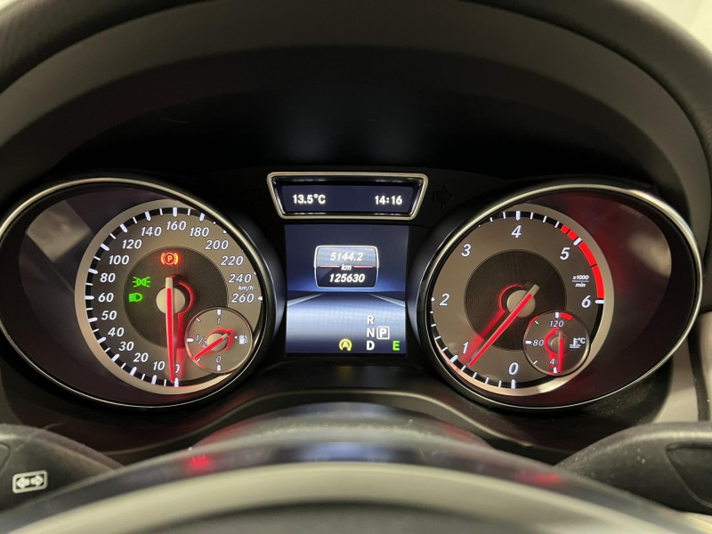 Photo 11 de l'offre de MERCEDES-BENZ GLA 220 CDI 4-Matic Fascination 7-G DCT A à 18990€ chez VL Auto