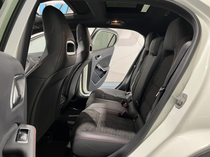 Photo 9 de l'offre de MERCEDES-BENZ GLA 220 CDI 4-Matic Fascination 7-G DCT A à 18990€ chez VL Auto
