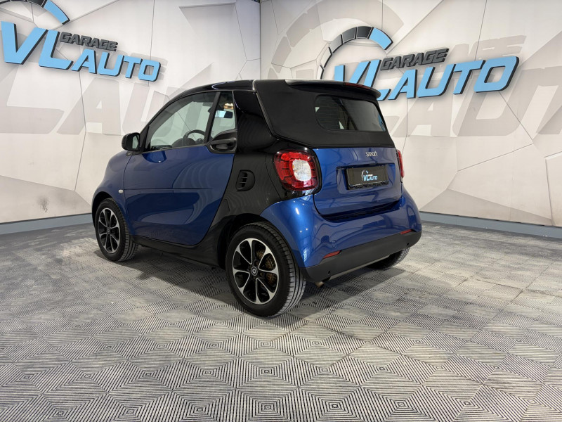 Photo 3 de l'offre de SMART FORTWO CABRIO 1.0 71 ch S&S BA6 Passion à 13990€ chez VL Auto
